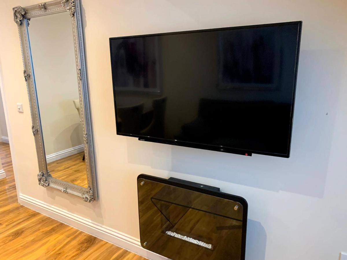 Apartment 5 - Two Bedroom Luxury Apartment Close To Town, Mainline Rail & Theatre Stylish And Comfortable Darlington  Luaran gambar