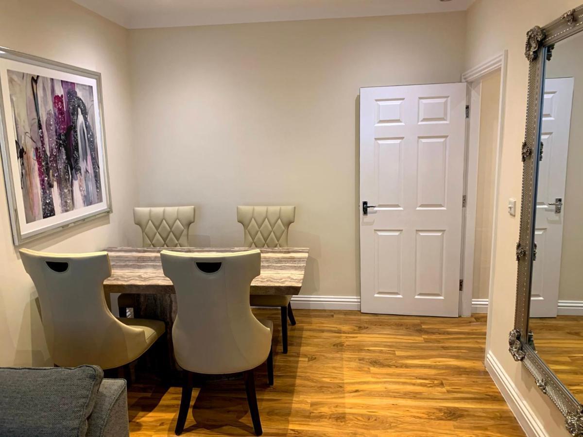 Apartment 5 - Two Bedroom Luxury Apartment Close To Town, Mainline Rail & Theatre Stylish And Comfortable Darlington  Luaran gambar