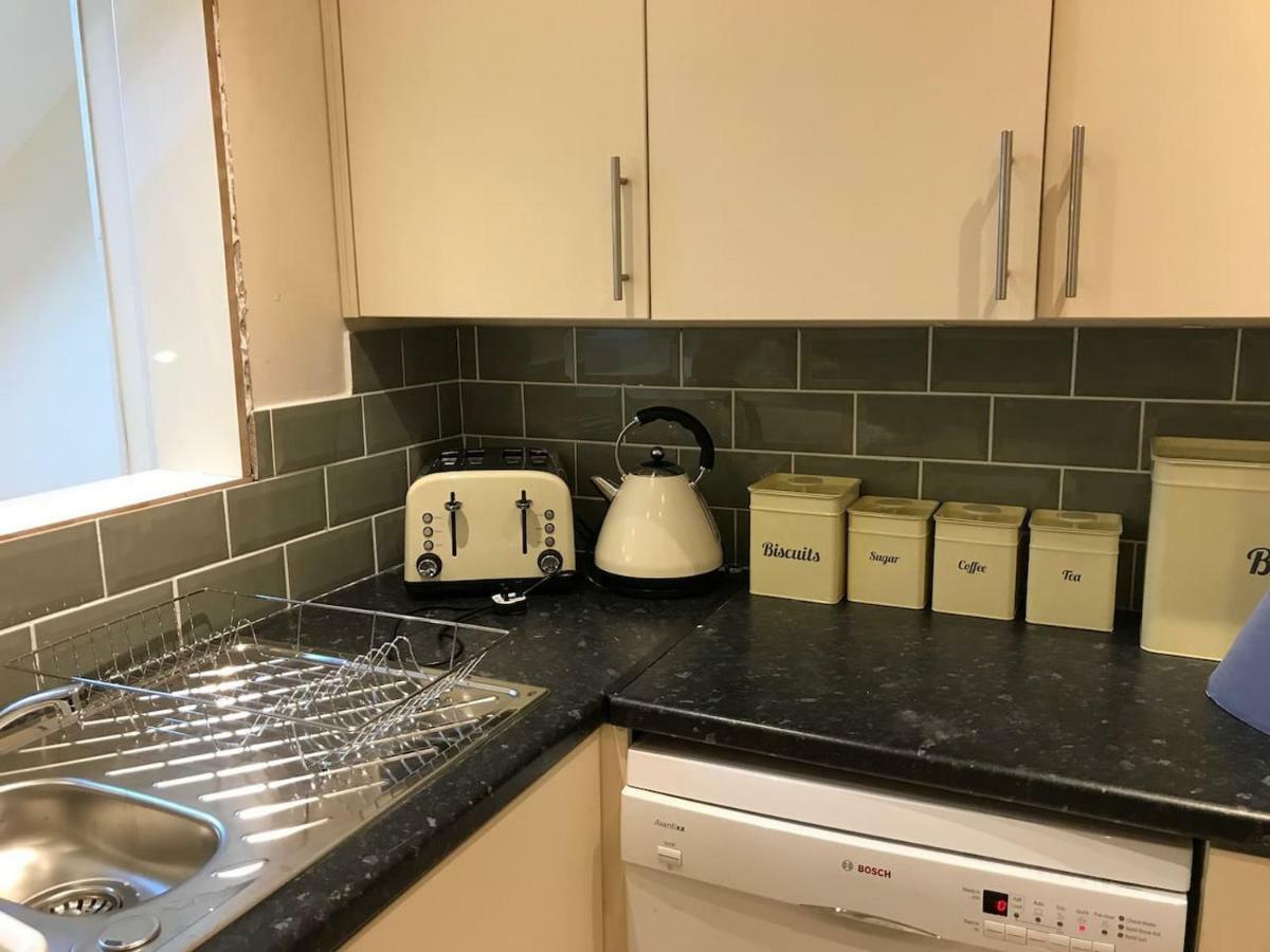 Apartment 5 - Two Bedroom Luxury Apartment Close To Town, Mainline Rail & Theatre Stylish And Comfortable Darlington  Luaran gambar
